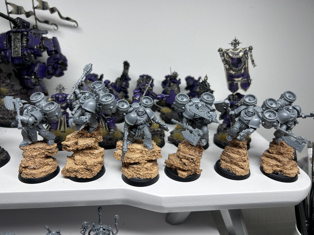 KariSenseii's tweet photo. @PoyoClorox Ay nice! Gonna get Mortarion? 👀 Currently working on some kitbashed renegade space marines. Also got an undead necron army 🤓 https://t.co/P7VJyZ2yAv