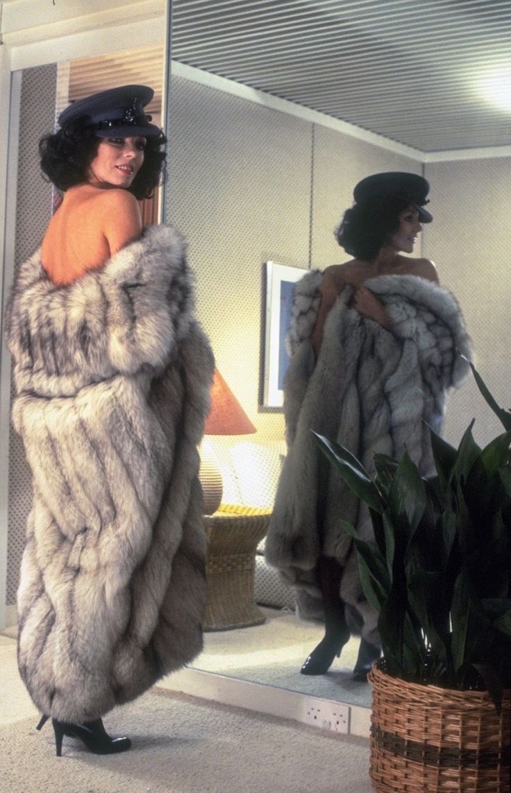 4furFURRRR's tweet photo. 🌹🌹 Joan Collins! ❤️‍🔥❤️‍🔥❤️‍🔥🌹🌹🌹🌹 https://t.co/YXz3SAd8ym