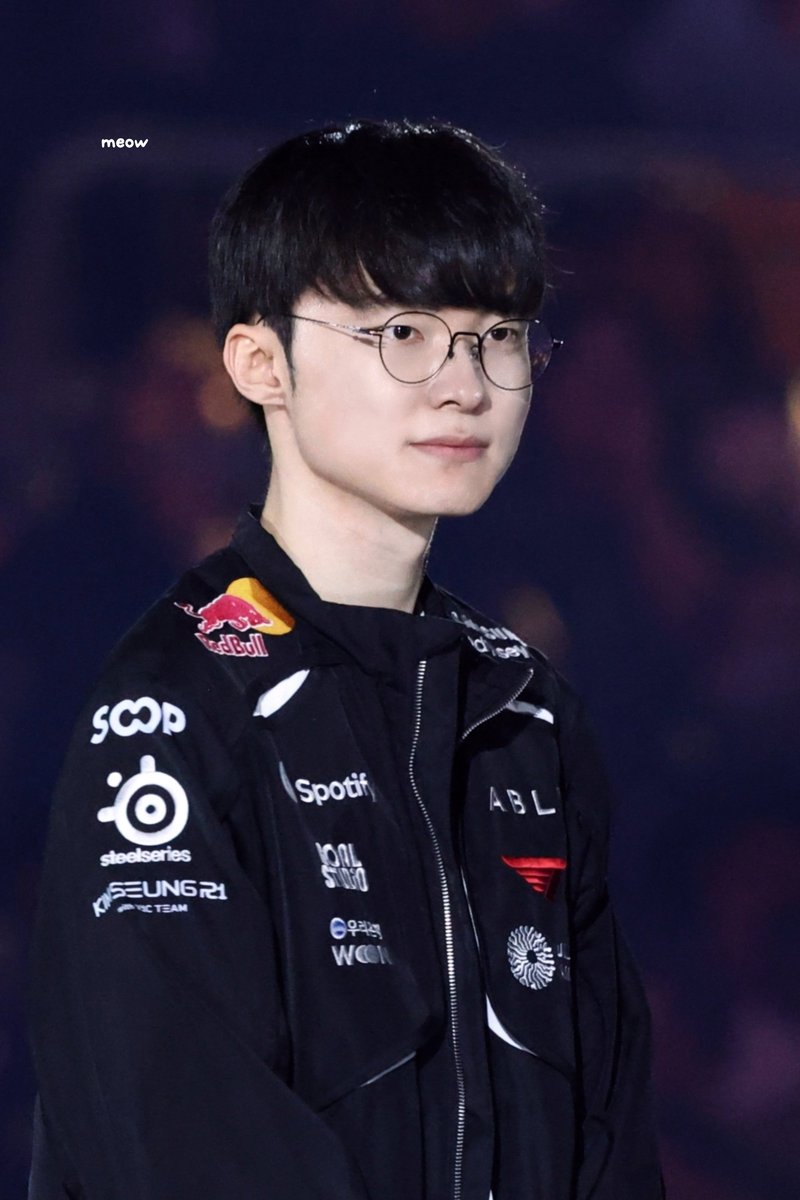 leemeowhyeok's tweet photo. 260816 T1 Home Ground

똘망페냥 :3

#페이커 #Faker https://t.co/yA3TS5cLsx