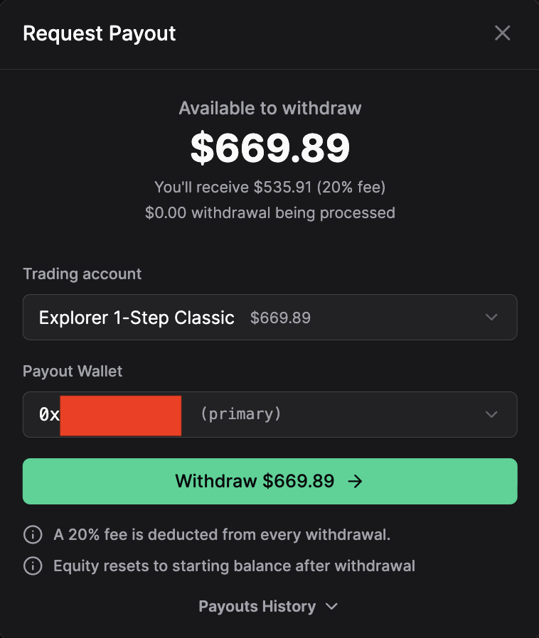 PastanagaCrypto's tweet photo. Hablemos del Airdrop de @ProprXYZ.

Hace unos meses cuando empecé a farmearlo hice un cálculo de puntos con la información que teníamos en ese momento dejando claro que no era definitivo.

Presuntamente teníamos un TGE planeado para el 24 de Agosto (especificado así en sus docs), pero hace poco hicieron un AMA indicando que hay cambios.

Voy a hacer un resumen de lo que me parece más destacable con mi opinión sincera y cómo lo voy a gestionar como usuario de su protocolo con más de 100K puntos.

📊Métricas actuales:
- Revenue: $2M
- Reserva: $1M en cash
- Pagos: $550K en 2600 transacciones
- Usuarios: Casi 4,000 activos

🗺️Roadmap con fechas aproximadas:
- Agosto: Challenges de mercados de predicción
- Octubre: Integraciones con Lighter y Variational
- Diciembre: App móvil nativa y escalar capacidad

💰Plan de financiación:
- Ronda semilla: $3M entre ahora y Septiembre
- La mayoría de los fondos serán para pagar a traders
- Valoración aproximada entre $20M y $45M

🎯Objetivos:
- Revenue diario de unos $150K
- $5M en la reserva de cash
- Llegar a ser la segunda mejor Prop Firm
- 5 integraciones (ya tienen una funcionando)

Obviamente hay más cosas pero no quería que el post se volviera demasiado extenso y me he centrado en lo que creo que es más importante para nosotros.

Ahora que ya tenemos contexto hablemos de la campaña de puntos, fechas del TGE, tokenomics, Airdrop, etc.

Han comentado que la fecha prevista del 24 de Agosto era demasiado precipitada y que han decidido que sea condicional según 2 objetivos a cumplir.

1⃣$5M de cash en las reservas
2⃣5 integraciones en otras aplicaciones

Estiman que ambas metas serán alcanzadas a finales de este año, así que nos podemos hacer una idea de más o menos hasta donde se extenderá la campaña previa al TGE.

⭐Respecto los puntos:
- Se han reducido más de un 50% desde el inicio
- Reducirán bastante las emisiones la próxima semana
- Pronto se implementará un límite

🥕Mi opinión y estrategia:

No os lo voy a negar, esto seguramente ha roto las expectativas de muchos de nosotros, pero puedo entender su decisión.

Hacer el TGE tras solo 4 meses desde el lanzamiento era muy precipitado porque un token requiere mucha dedicación y quieren están más enfocados en crecer.

Lo malo es que tendremos que esperar más y lo bueno es que si el proyecto sigue creciendo nuestros puntos podrán tener mucho más valor porque cada vez repartirán menos.

Entonces viendo estos cambios he decidido priorizar ser rentable antes que intentar quemar dinero en evaluaciones para ganar puntos.

En las primeras semanas buscaba farmear el máximo número de puntos posible dentro de mi presupuesto, ahora simplemente iré con una estrategia más a largo plazo y quedar en positivo.

De esta manera no dependeré de un Airdrop para cubrir pérdidas porque ya habré salido ganando por el camino.

Llevo usando este protocolo durante los últimos meses y puedo decir que me ha funcionado bastante bien.

Tiene una buena variedad de activos y de tipos de challenges, no paran de traer novedades, los pagos me llegan en menos de 10 minutos, transparencia, etc.

Es decir, independientemente del TGE creo que el proyecto de Propr tiene potencial de crecer bien en los próximos meses.

Es una nueva narrativa de un tipo de negocio que lleva años funcionando fuera de la blockchain y que no veo por qué no debería hacerlo aquí.

Propr es pionero y quiero estar posicionado.
