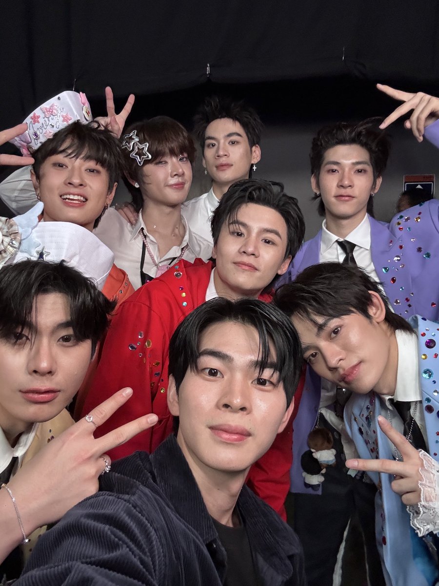 mytonsrn's tweet photo. ภูมิใจในตัวน้องๆทุกคน เก่งๆมาก🙌🎊

DUANG GO ROUND CONCERT
#DuangConcertDay2 https://t.co/rrBeHjxNAJ