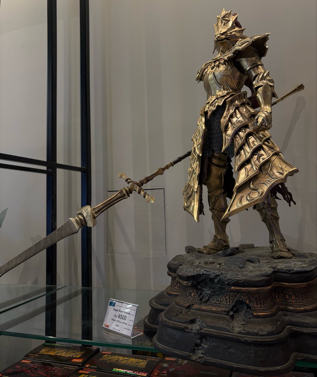 AkadoHimself's tweet photo. Soulsborne at @NerdzCornerME https://t.co/PEn0q689gD