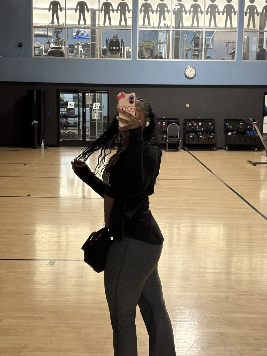 justageekerrr's tweet photo. really jus been tryna get this body right https://t.co/m7C1iI7Mkq
