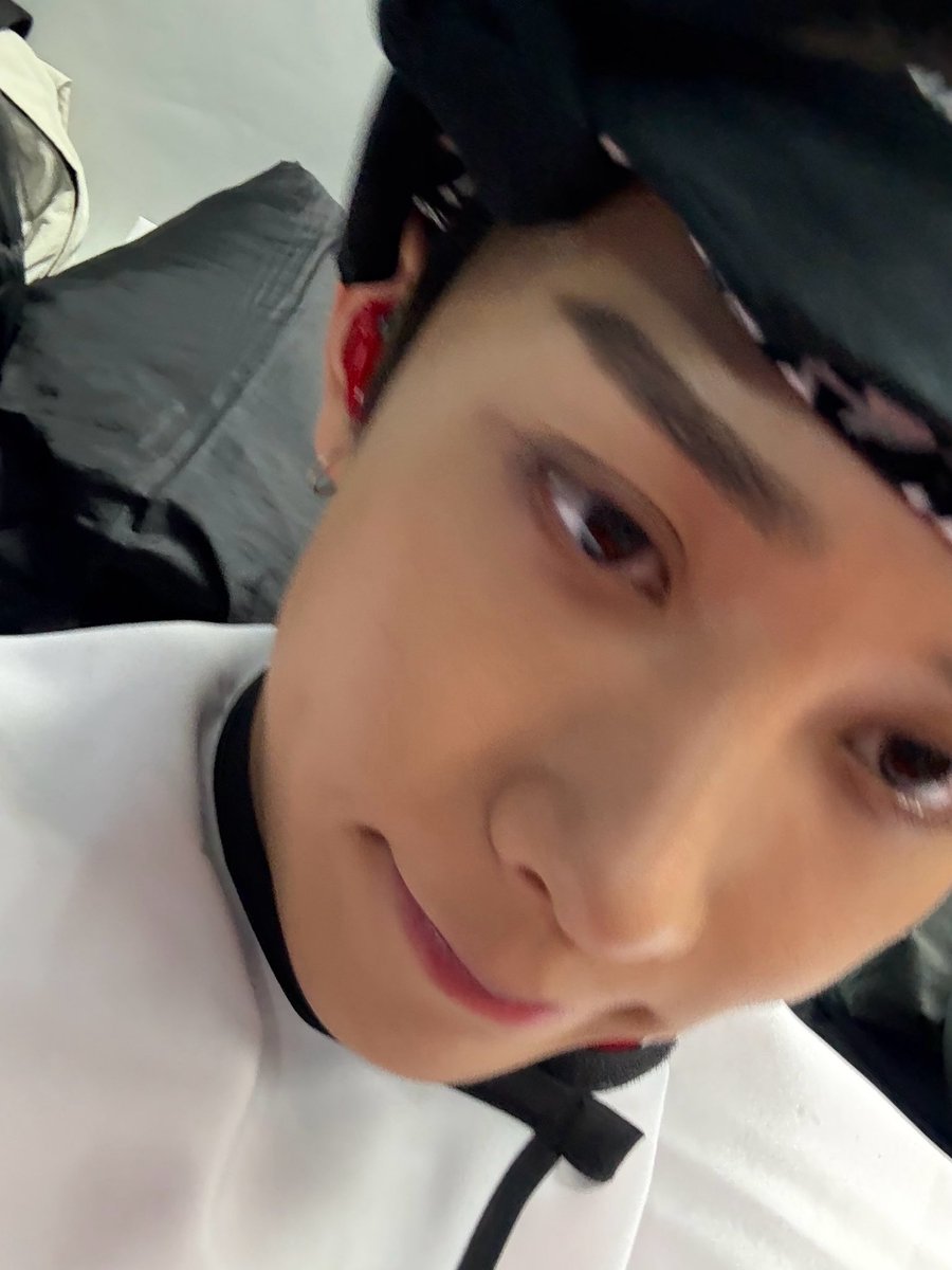 KR64sho's tweet photo. 허허허하하하흐ㅓ허허허하허허허
이딴웃음나올정도로귀여워 너무웃어서 폐아플정도 https://t.co/TQrdtZMVL6