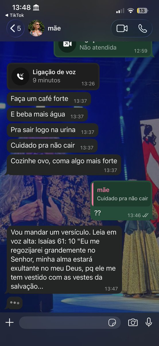 galdosertao's tweet photo. eu disse pra minha mãe que to de ressaca https://t.co/kGege0HMzo