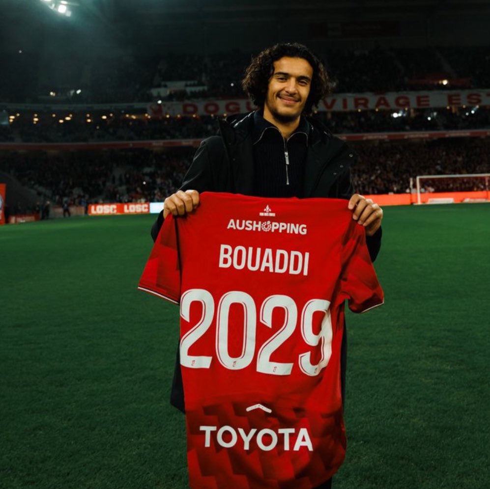 FabrizioRomano's tweet photo. 🚨🇲🇦 Enzo Maresca on Bouaddi deal: “He’s at Lille still… but on new signings in general, the sooner the better for us as there’s Premier League to start next weekend”. https://t.co/iayJXrjMoB