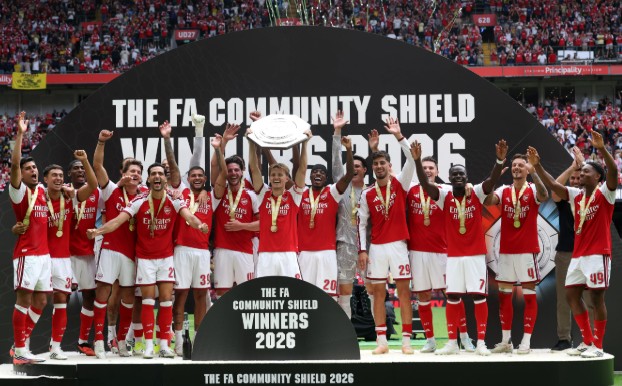 2010MisterChip's tweet photo. #OJOALDATO - El Arsenal no gana la liga inglesa en la misma temporada en la que gana la Community Shield desde 1934-35.

NOVENTA Y UN AÑOS.

Y no es solo cosa del Arsenal: en las últimas QUINCE temporadas, solo un campeón de la Community Shield acabó ganando la Premier League (Manchester City, 2018-19).