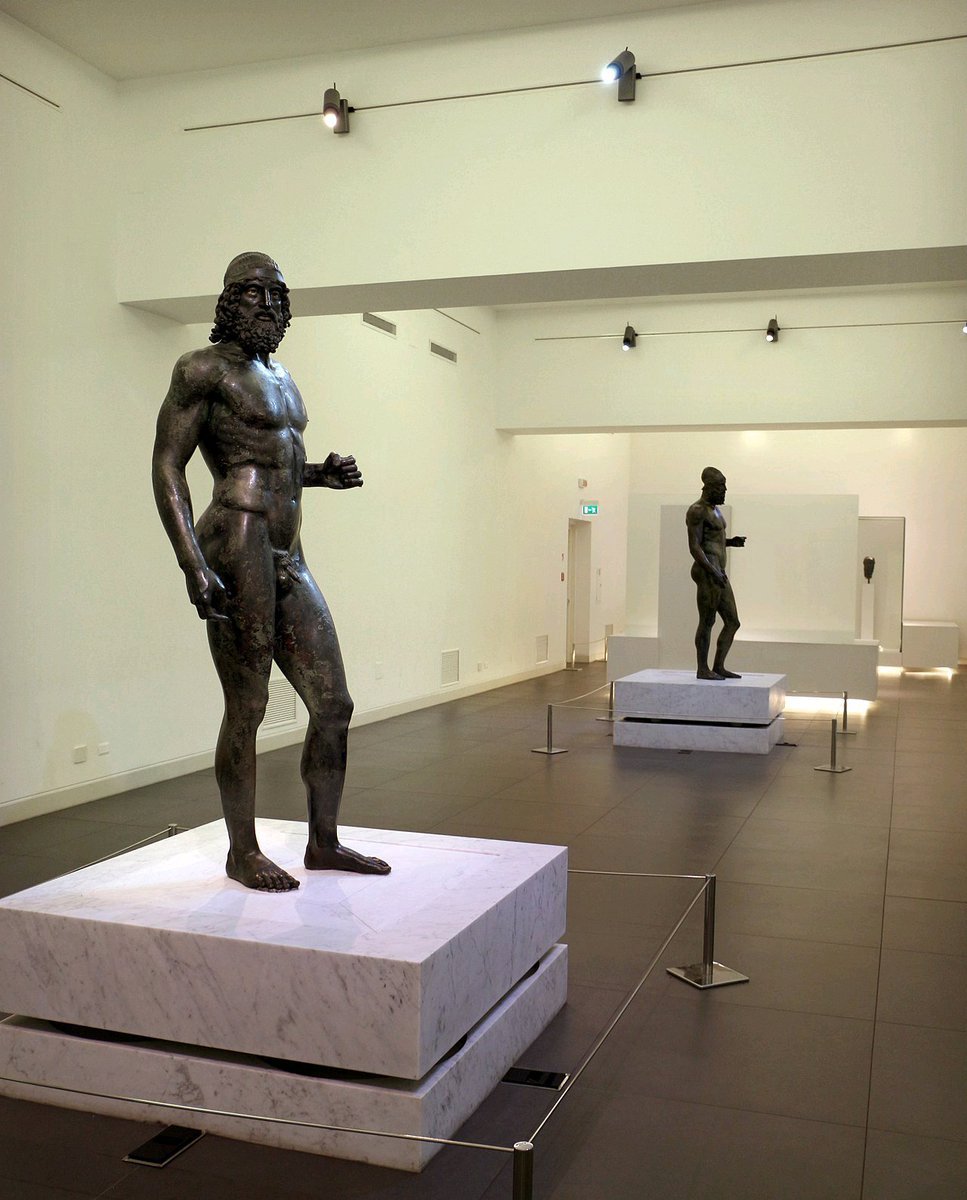 germanshepard8's tweet photo. #16agosto 1972
Vengono rinvenute nel Mar Ionio ad 8 metri di profondità, le antiche statue di due guerrieri che diventeranno famose in tutto il mondo come i #Bronzi di #Riace.

#Storia #arte https://t.co/X15MDIorBl