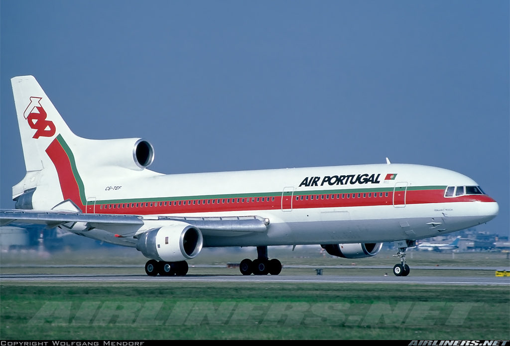 n194at's tweet photo. TAP Air Portugal
Lockheed L-1011-500 CS-TEF Line #246
FRA/EDDF Frankfurt am Main Airport
Date: 1988
Photo credit Wolfgang Mendorf
#AvGeek #Airline #Aviation #AvGeeks #Lockheed #L1011 #TriStar #TAP #Portugal #EDDF @Airport_FRA #Frankfurt 🇵🇹 https://t.co/DT4FJ2ZSTk