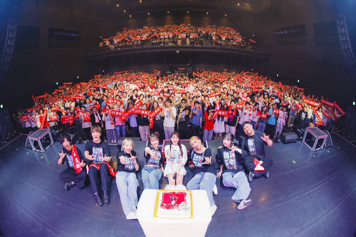 Saito_Shuka's tweet photo. #斉藤朱夏 Birthday Tour 
朱演〜FUNNIVERSARY〜

全５公演ありがとうございます
夜公演 SOLD OUT
ほんとほんとにありがとう。

20代ラストやりきった
30代最高のスタートだっ！！

#しゅかライブ https://t.co/OIerTggfGz