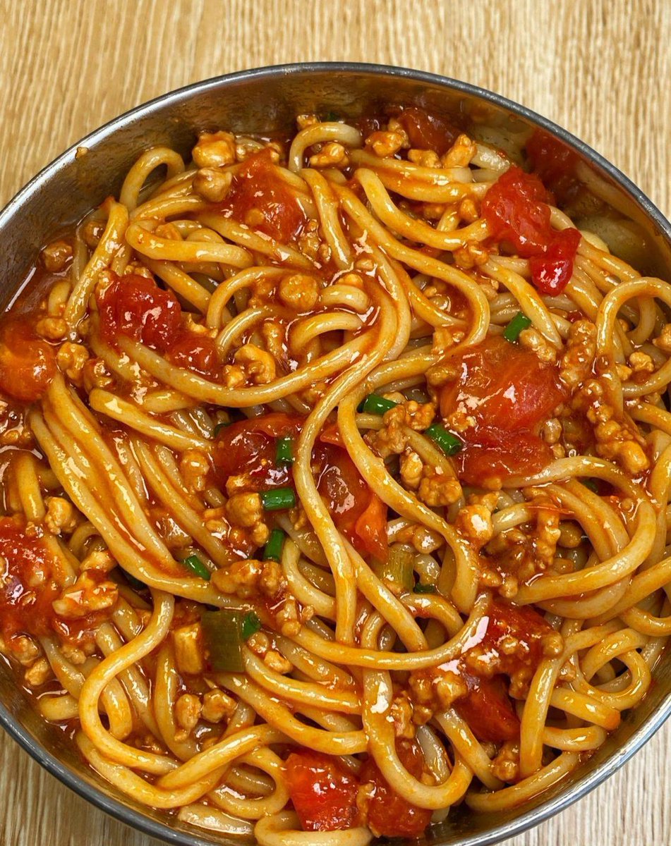 TheSwoverland's tweet photo. [Starting the weekend with warm homemade tomato noodles  Comfort in every slurp!]， https://t.co/ob8nBZGn3Q