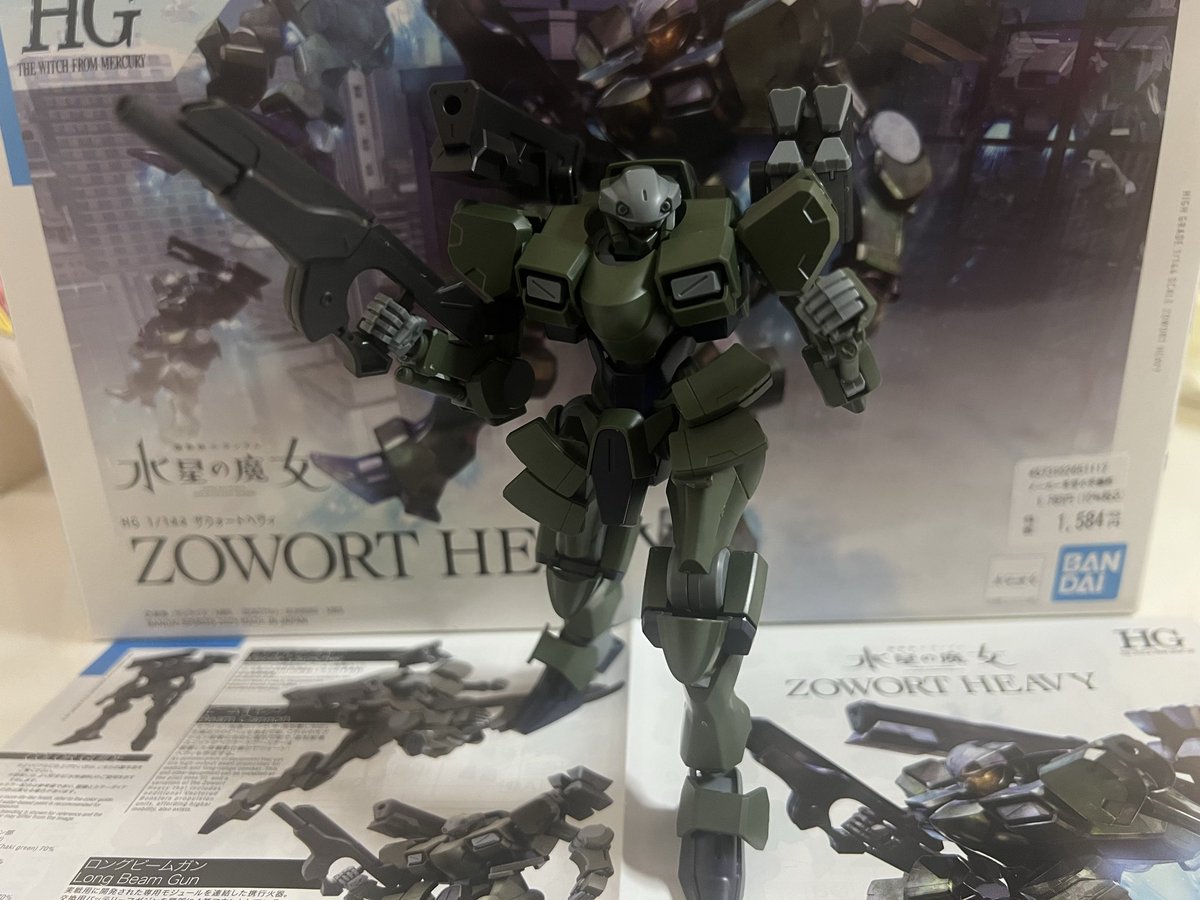VFFVFSVFG's tweet photo. 6機目は、『ザウォートヘヴィ』
やっぱり水星の魔女キットは作りやすくていい。
そしてザウォートヘヴィはかっこいいな。
また買おっと。
1週間休みがありましたがもっと休みが欲しいもっとガンプラ作りたい。と思い最後の休みを生きてます。
#ガンプラ https://t.co/sQgKzYTZDv