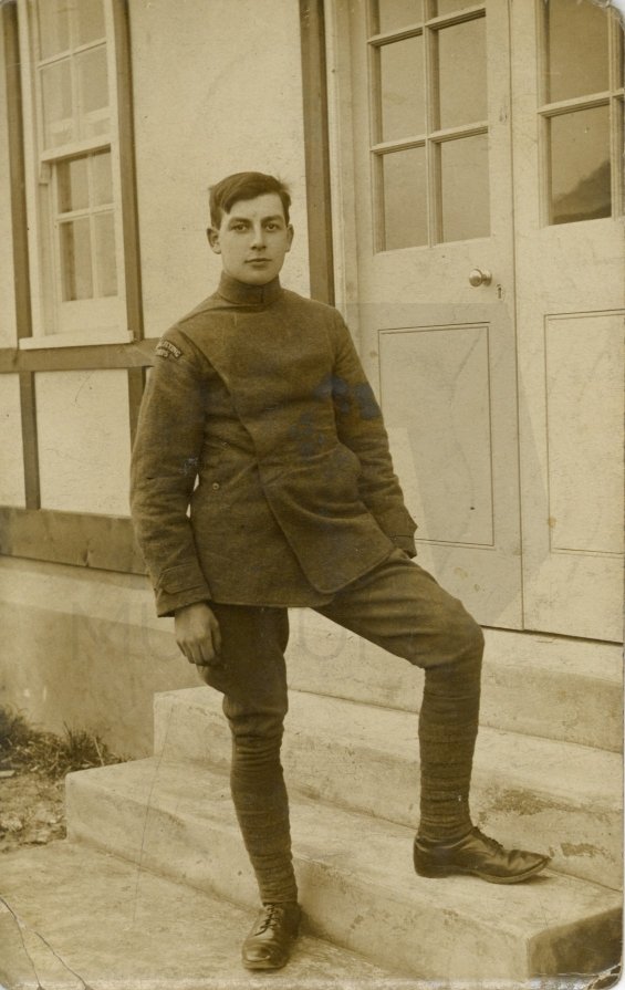 GerardLOBRY's tweet photo. 112 years ago, in memory of 2nd Lt. #Perry, #RFC, Sqn3, the first British airman killed in France during #WW1.He was killed alongside Air Mech. #Parfitt when their aircraft crashed on August 16, 1914.Buried in St Acheul Cemetery, Amiens.@UKDefenceFrance @CWGC @AmiensTourisme https://t.co/MOexD6p3IV