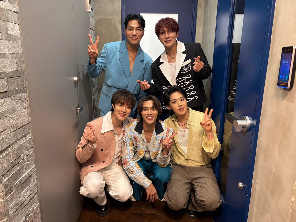 samsicRUI's tweet photo. ルイさんのビジュが良すぎる❤❤ https://t.co/1fqJIr9kLN