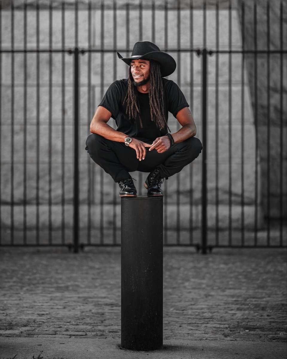 KemetBlack1's tweet photo. Kemet Black everybody 💯☀️ https://t.co/A91EKiXV6a
