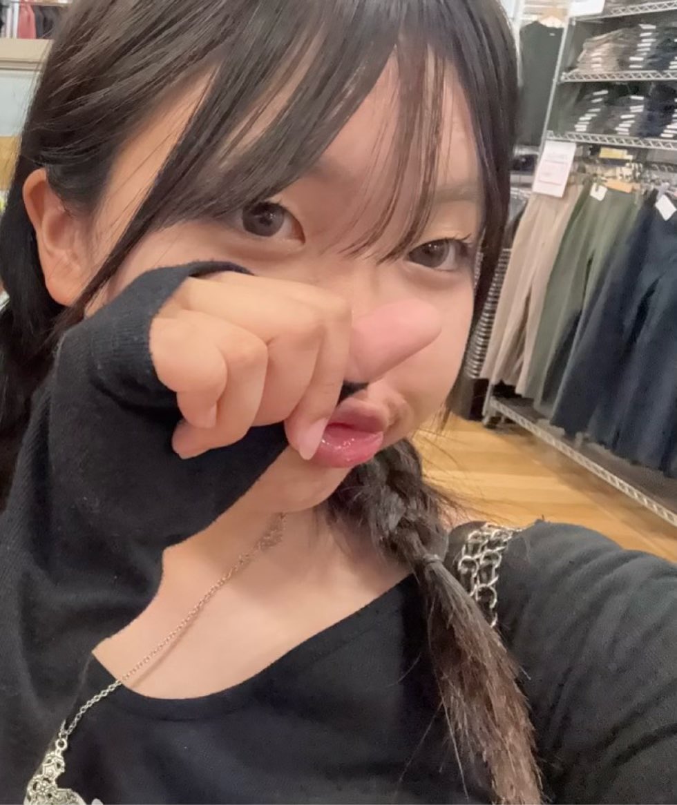 mwvze's tweet photo. 見る専でもいいからおな電しよ♡

でも声は聞きたいかも♡笑

#おな電 #寝落ち通話 #通話募集 #裏アカ男子と繋がりたい #おな声 #いいねでDM https://t.co/IonfZtLa03