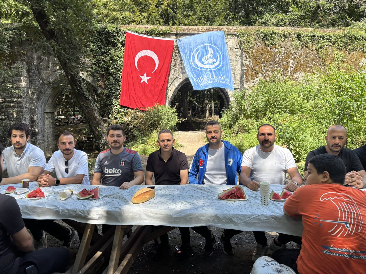 SametKaragl25's tweet photo. İstanbul Ülkü Ocakları 3. Bölge Başkanlığı olarak, Bölge Ocaklarımız ile bir araya gelerek piknik organizasyonumuzu gerçekleştirdik.

Tüm gençliğimizi programlarımıza katılmaya, Ocağımıza davet ediyoruz🇹🇷

@ayyildirim1 
@Aalparslandogan 
@MuratYukselMY https://t.co/qExCRwVlO1