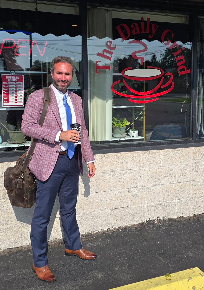 DavidThomasOH's tweet photo. At our recent Coffee Office Hours I spent the morning at The Daily Grind, Girard which has become a second office in Trumbull County! They even get my mail sometimes 😅 https://t.co/GDuYLA4ZDf