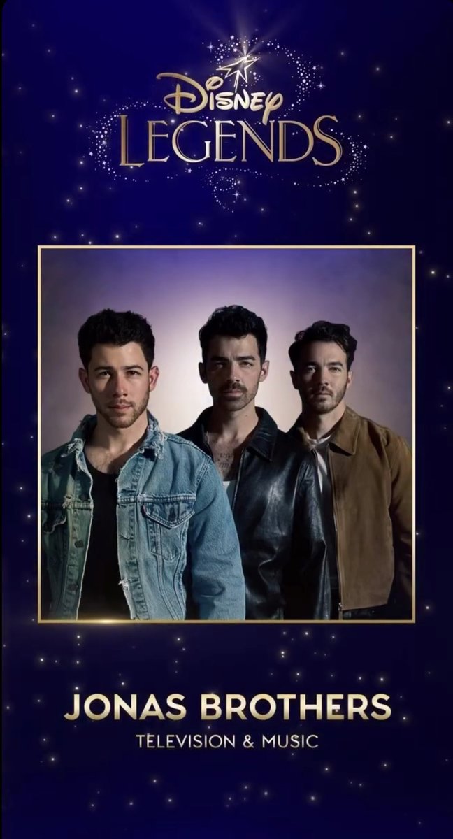 Jonas_DailyNews's tweet photo. TODAY the Jonas Brothers will be officially inducted as Disney Legends at D23 in Anaheim, CA! Later this evening they will be doing a live taping of their Podcast - Hey Jonas at the Anaheim Convention Center! Who’s ready?! https://t.co/SkkLK8P15K