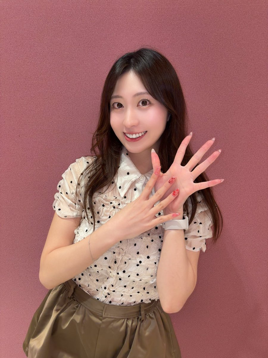 sa2n_gt's tweet photo. 本日もアロー京田辺店へ
お越しいただいた皆様
ありがとうございます🥰💕
お盆休み最終日ということもあり
たくさんのお客様に会えて
めちゃくちゃ楽しかったです😆
ファン感謝祭はお祭り気分で
わいわいしてた🥳
豪華賞品当たった方
おめでとうございます🎉
深夜1時まで営業となっておりますので
アロー京田辺店での御遊技
お楽しみ���ださい😊✨
次回来店は、9/27(日)です🤗💕