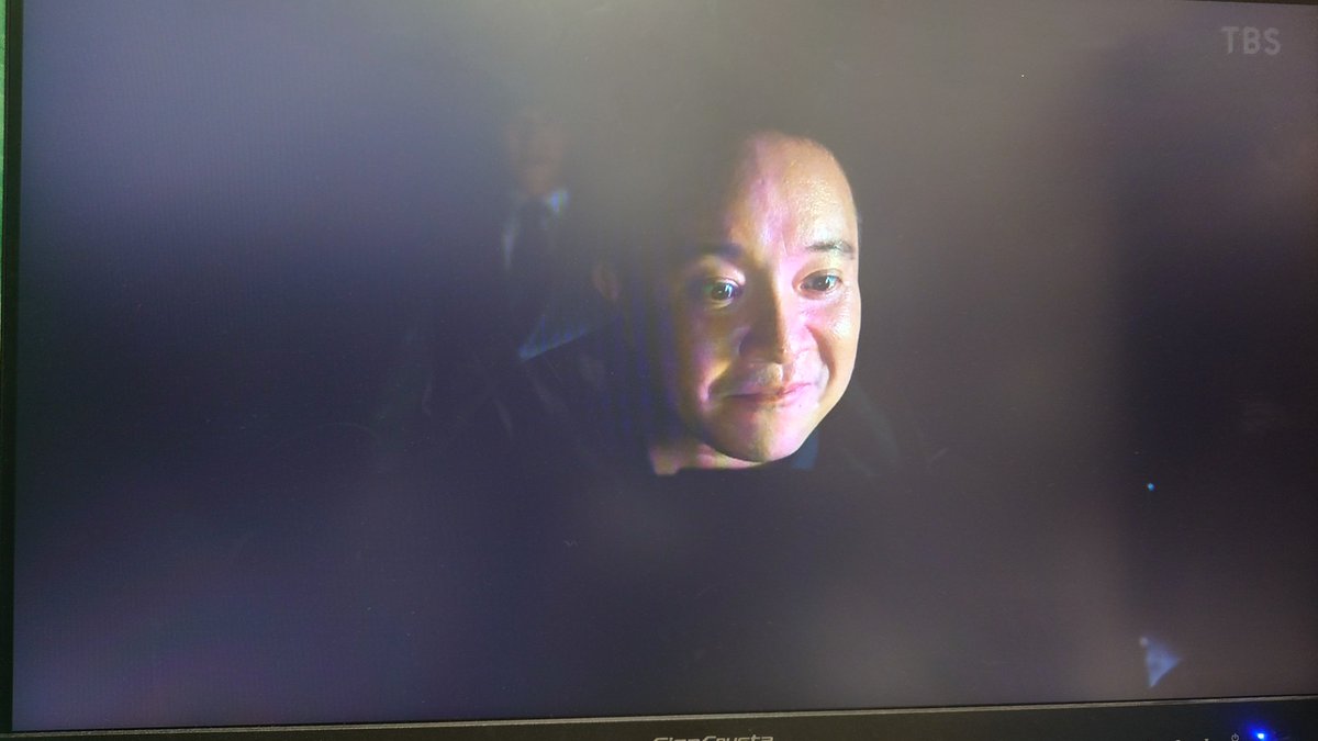 cross2spirit's tweet photo. 後ろ！
後ろ！
#VIVANT https://t.co/MWiiZmVNSJ