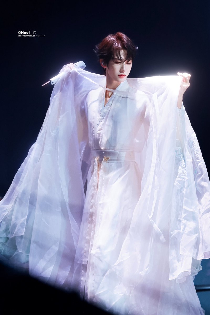 G_Charlie_Liuyu tweet picture