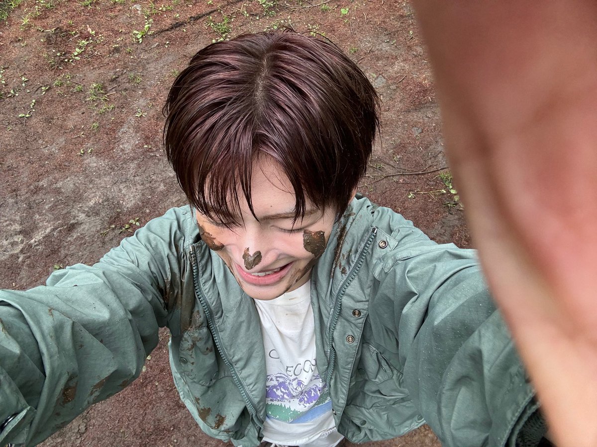 TWSLATION_'s tweet photo. [260816] #JIHOON WV POST

🪼: Summer is already about to end!…

#지훈 #TWS #투어스 @TWS_PLEDIS https://t.co/usUMqUTlgC
