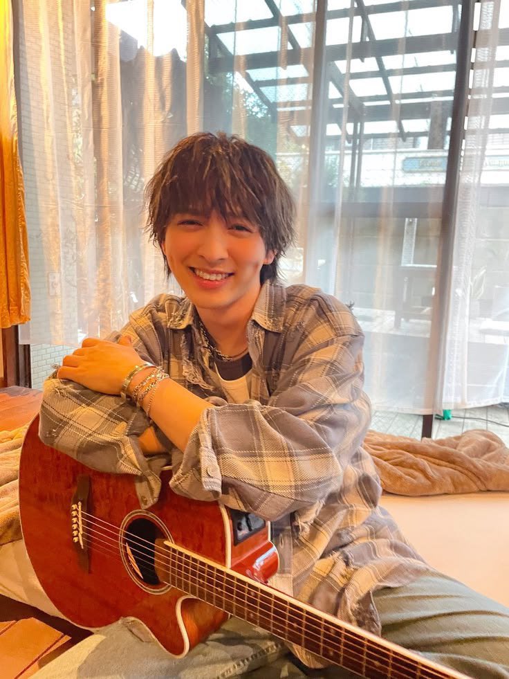 mochiko_736's tweet photo. もうさ〜〜太ちゃんのことしかTL流れてこんからさ〜〜〜
しかも荒れてるからさ〜〜〜〜

私の大好きな吉田仁人流しとくね〜〜 https://t.co/OYMOBNsh2p