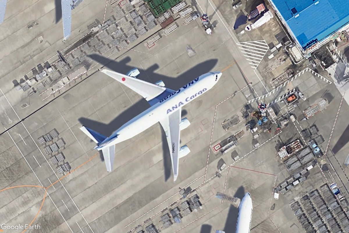kai881's tweet photo. 最近のGoogle Map / Google Earthの航空写真のAI生成がひどすぎる。
複数画像の継ぎ目処理とか、見せたくないものを消すというレベルではなく、よくわからない魔物を生成ている。
航空写真ってか、航空写偽？？ https://t.co/upYiC59Ibm