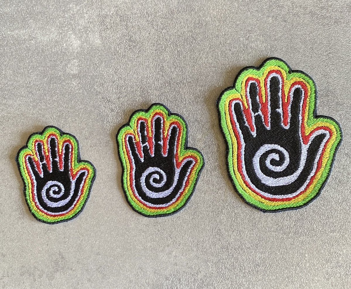 PatchAholics's tweet photo. what do you think of this hopi hand :) 🤚 https://t.co/rRDrOM3I2H