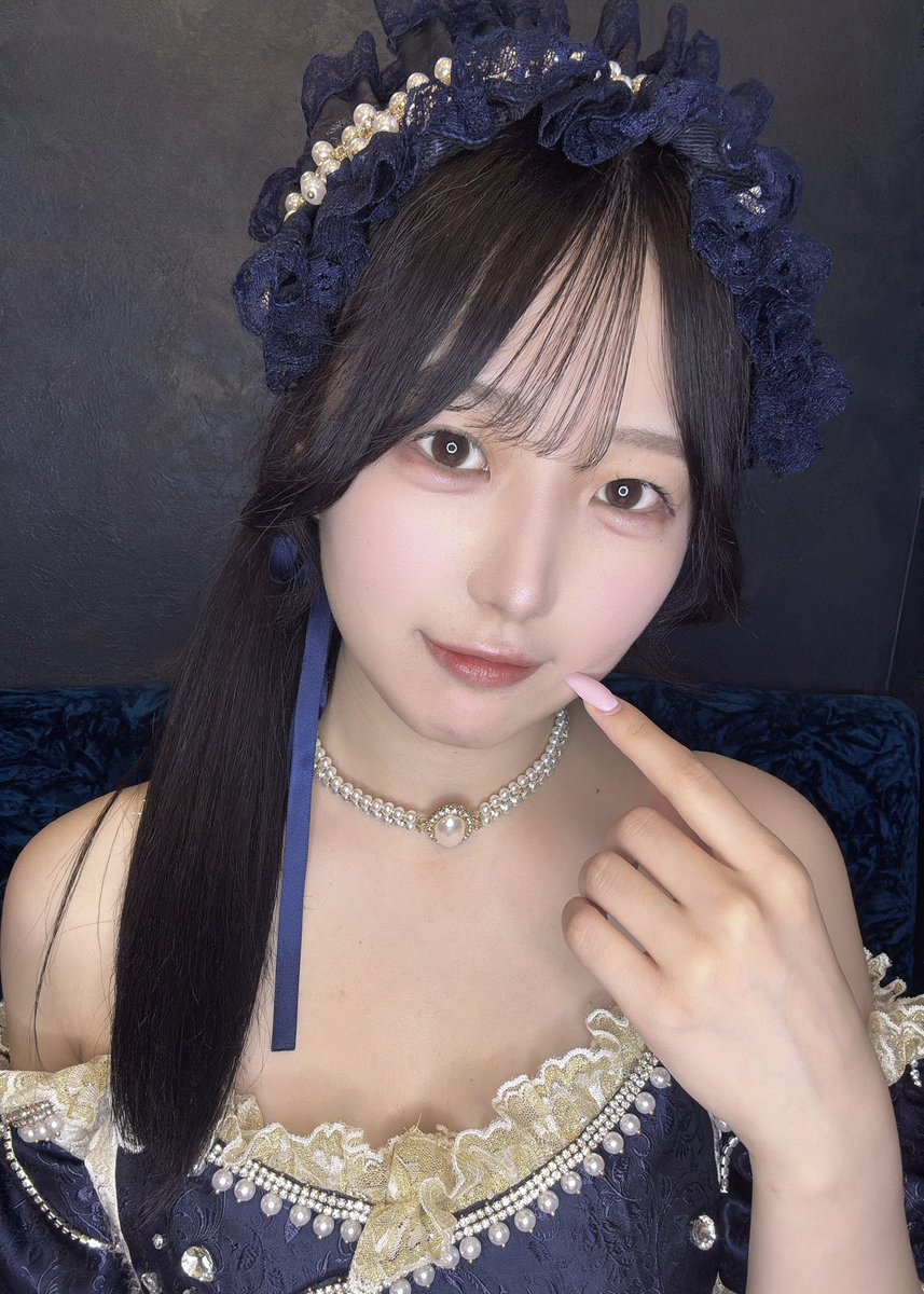 87min's tweet photo. #歌舞伎町 #コンカフェ #自撮り界隈 https://t.co/mxAkKZq5Gq