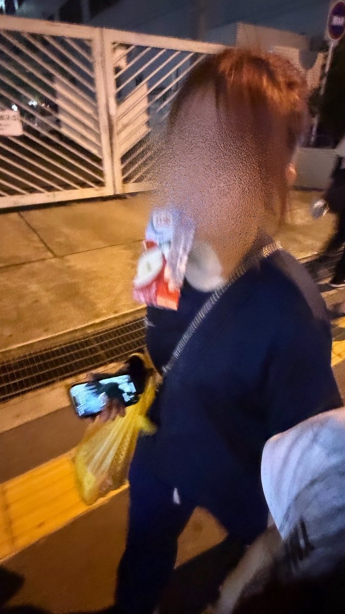 l3xw7's tweet photo. 一緒にしてくださいって頼んで色落ちもちゃんと茶色になるようにってお願いしたからおそろいであえるんだ(๑˃̵ᴗ˂̵)و ﾖｼ! https://t.co/tKw8Fqujk5