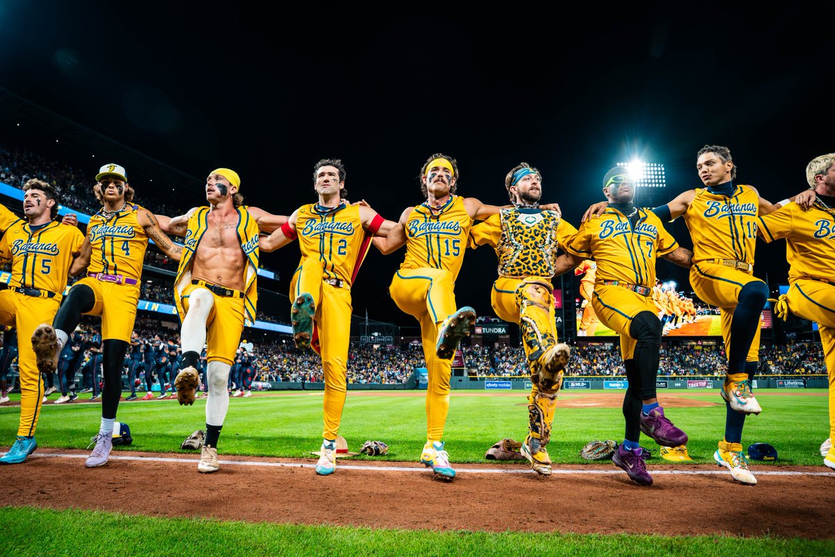 TheSavBananas's tweet photo. Nothing could rain on our parade in Denver, not even the rain itself😎 

With 100,000 fans across two sold out games, we had the time of our life with former Rockies Garrett Atkins & Ryan Spilborghs, recreating a fast food wedding, and so much more.

To top it all off, Kristen Bell and Derek Klena put on an epic performance we'll never forget!

Thank you Denver for an incredible weekend💛 Next up, St. Louis!