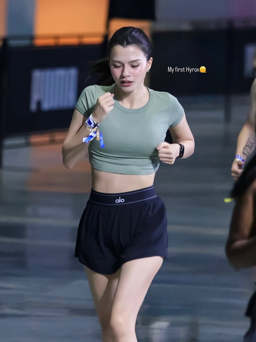 beckyfanclub05's tweet photo. 📸 💜 : 𝗯𝗲𝗰𝗰𝗰𝗮

#TeamArmstrongSoStrong #HyroxBangkok2026 #LOrealProCoverCushion #LOrealMakeupTHxBecky #beckysangels

My first Hyrox🫠

Thankyou to everyone who supported and Thankyou my angels alwayss 🪽 💕

& Thankyou to my team, geng makkk :)) ☺️

Running, sweating, but still flawless🏃🏻‍♀️✨

With L’Oréal Paris Infallible Pro-Cover Cushion Shade 120 🖤

Team Armstrong So Strong 🤓

ไม่ไหวบอกไหววว🫠

Yayyy!!

Got: 1:31:25✨💕💪🏻

55555555 มีรูปคู่กับป้ายแล้ว!