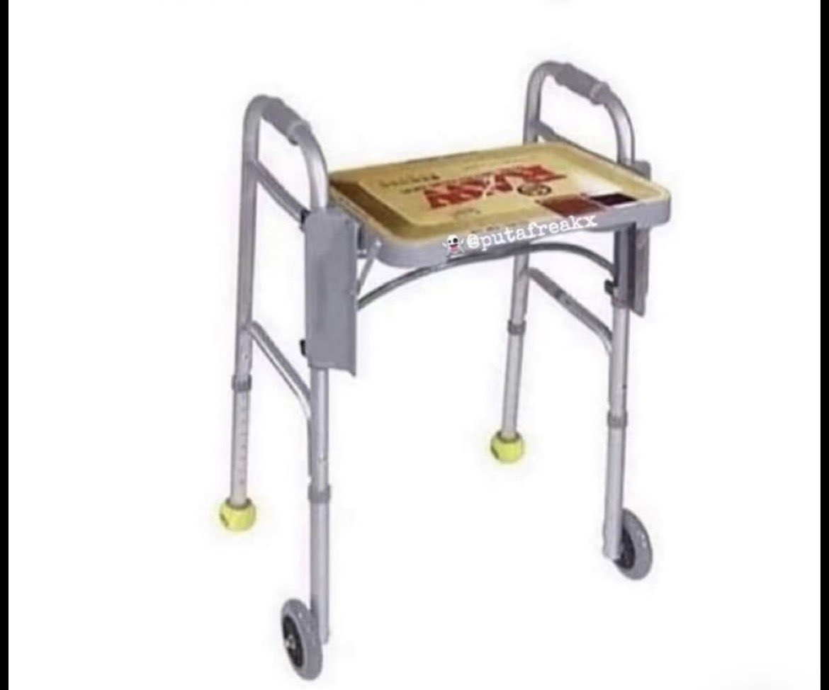 kimzGreenz's tweet photo. This is next level stoner innovation https://t.co/FrBi3Jir2U