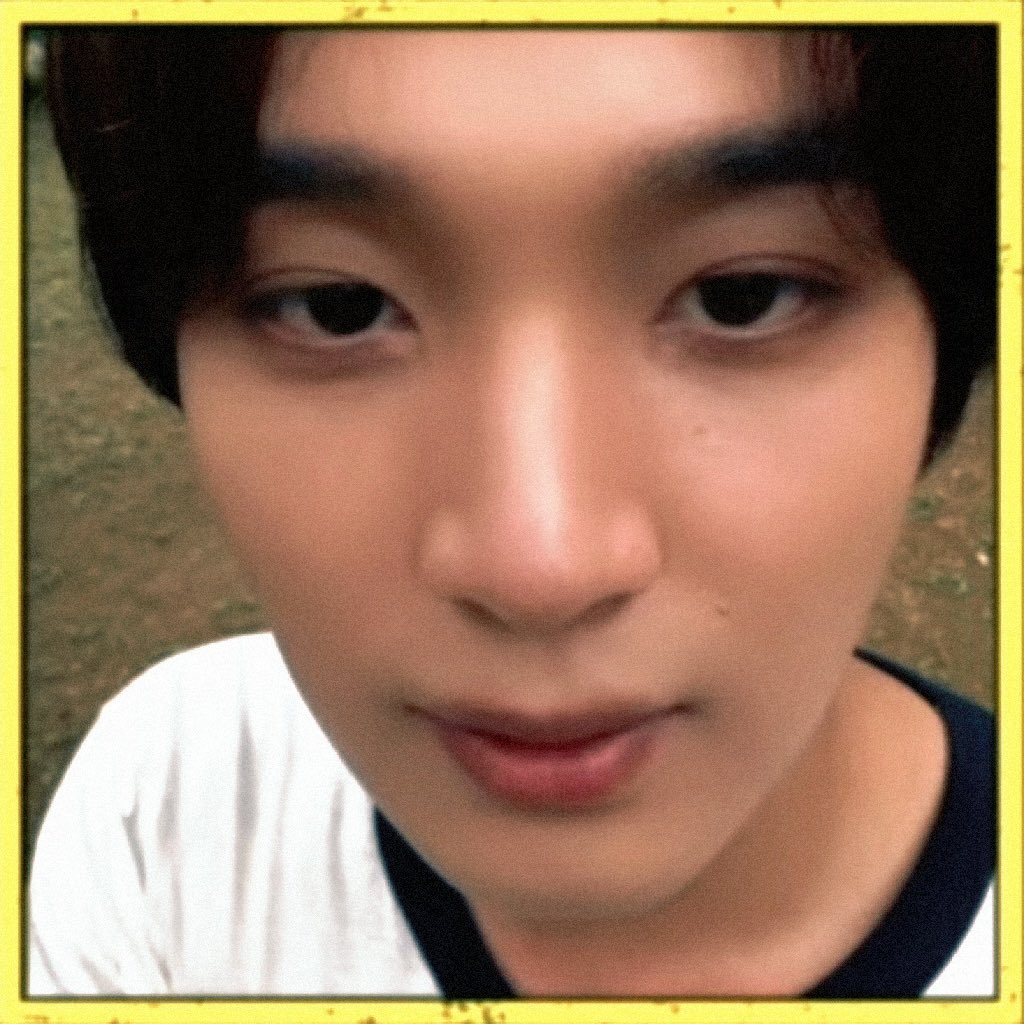 headchannie tweet picture