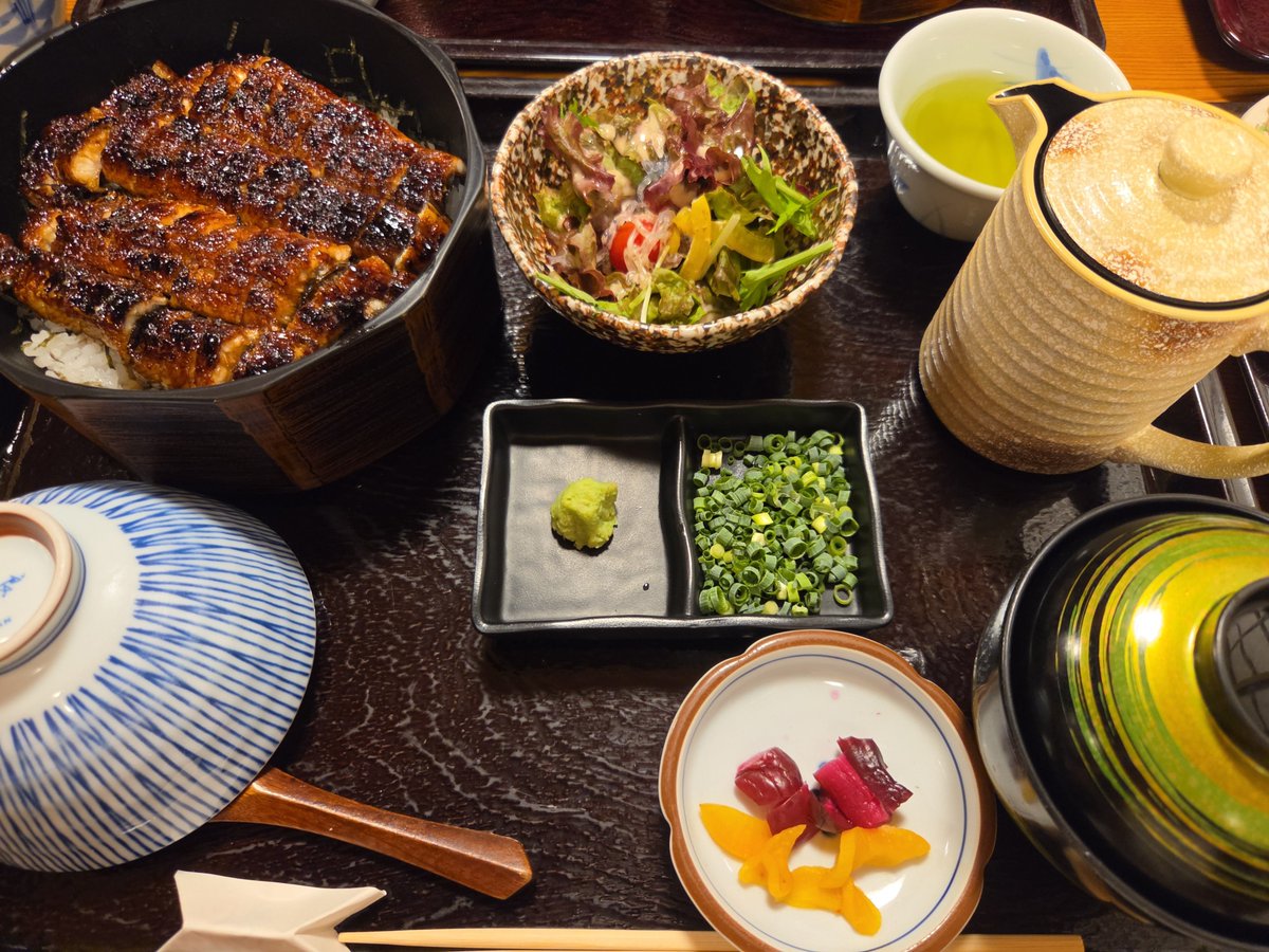 RenaWebwriter13's tweet photo. 本日は名古屋名物ひつまぶしを祖父祖母とも食べました😋美味しかった〜なんだかんだバタバタなお盆を過ごしましたが、明日からまた頑張ります🔥 https://t.co/aEMPzcB1OY