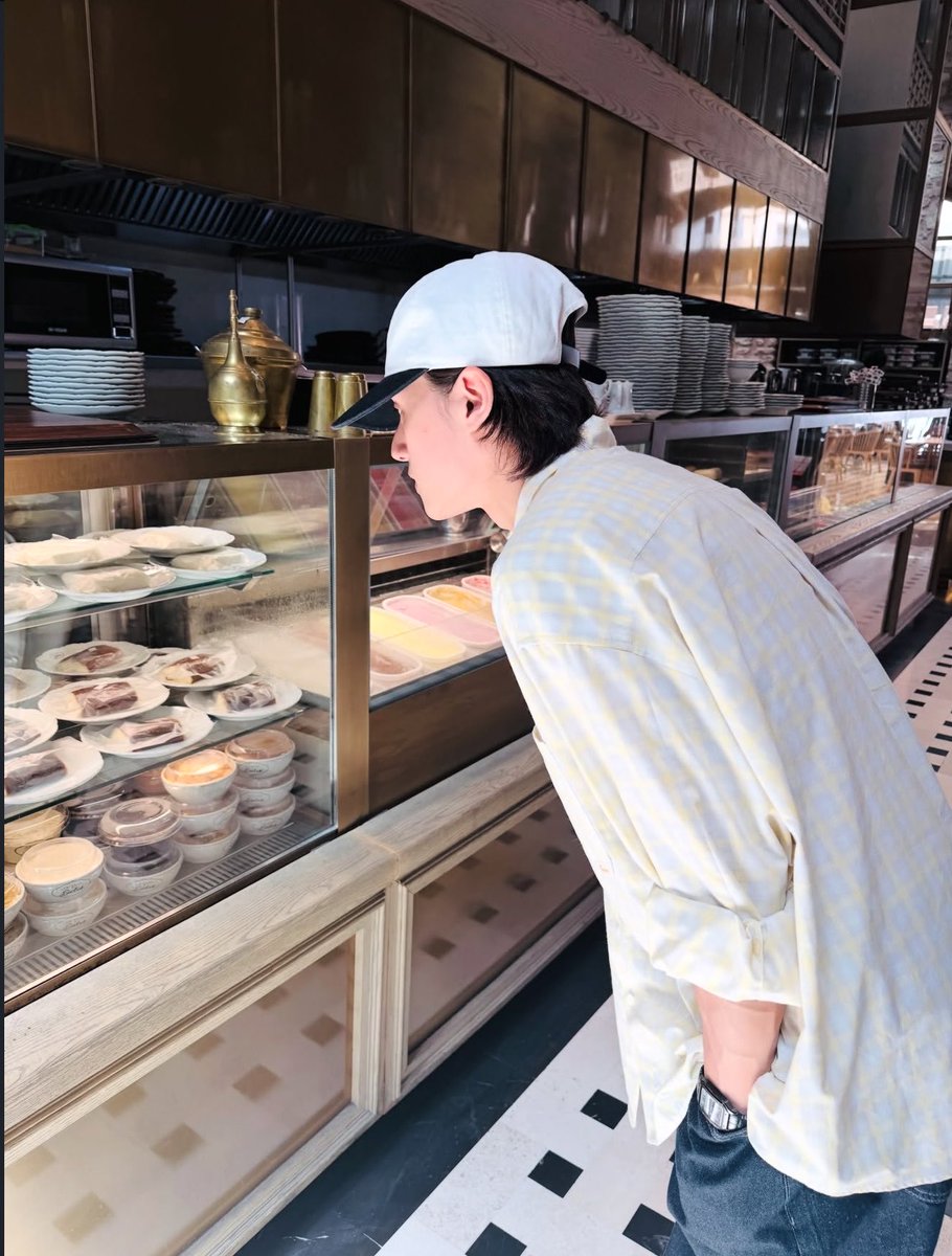 woosanlty's tweet photo. wooyoung’s                                san’s 
pov                                                 pov https://t.co/UfRmZUmI2S