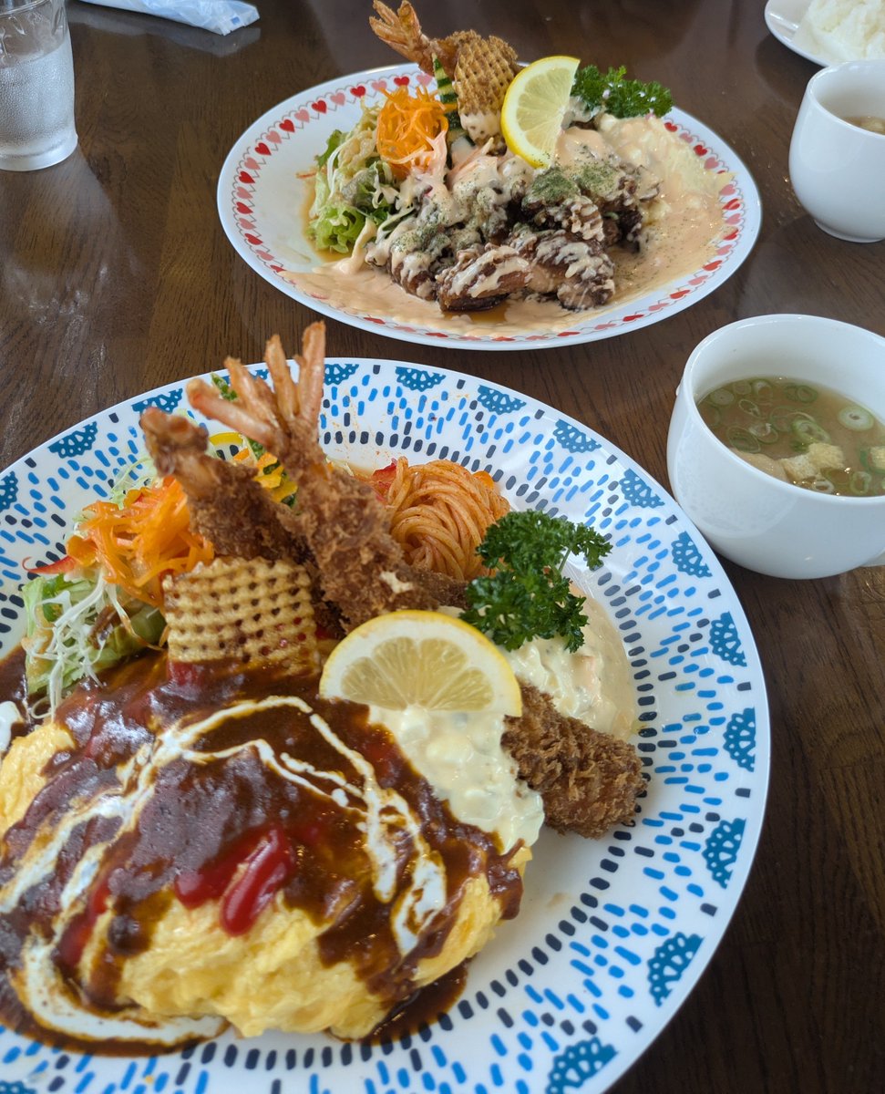 mxhxnx6's tweet photo. 最高の連休やった🫶🏻︎💕︎︎
綺麗なものみて、美味しいもん食べて呑んで、キンキラな夏袋をゲットしてカラオケまで堪能した🎤(ﾉ)•ω•(ヾ)🩷 https://t.co/EzIcwWKXiG