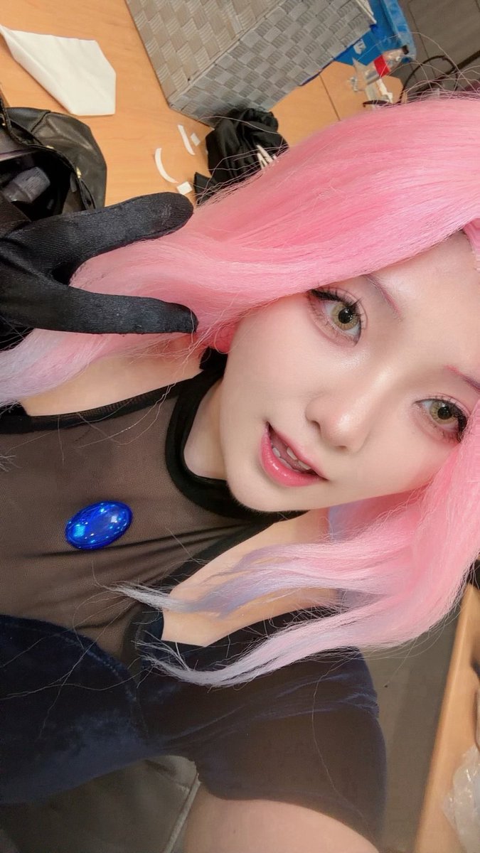 jane_cos1220's tweet photo. 양일 재밌게 놀다갑니당 
8일페 토요일날 봐융! 

사진찍은거는 프로필 이메일이나
디엠으로 주세요!🥹🙏

#서코후기 https://t.co/5FE3JfHrBE
