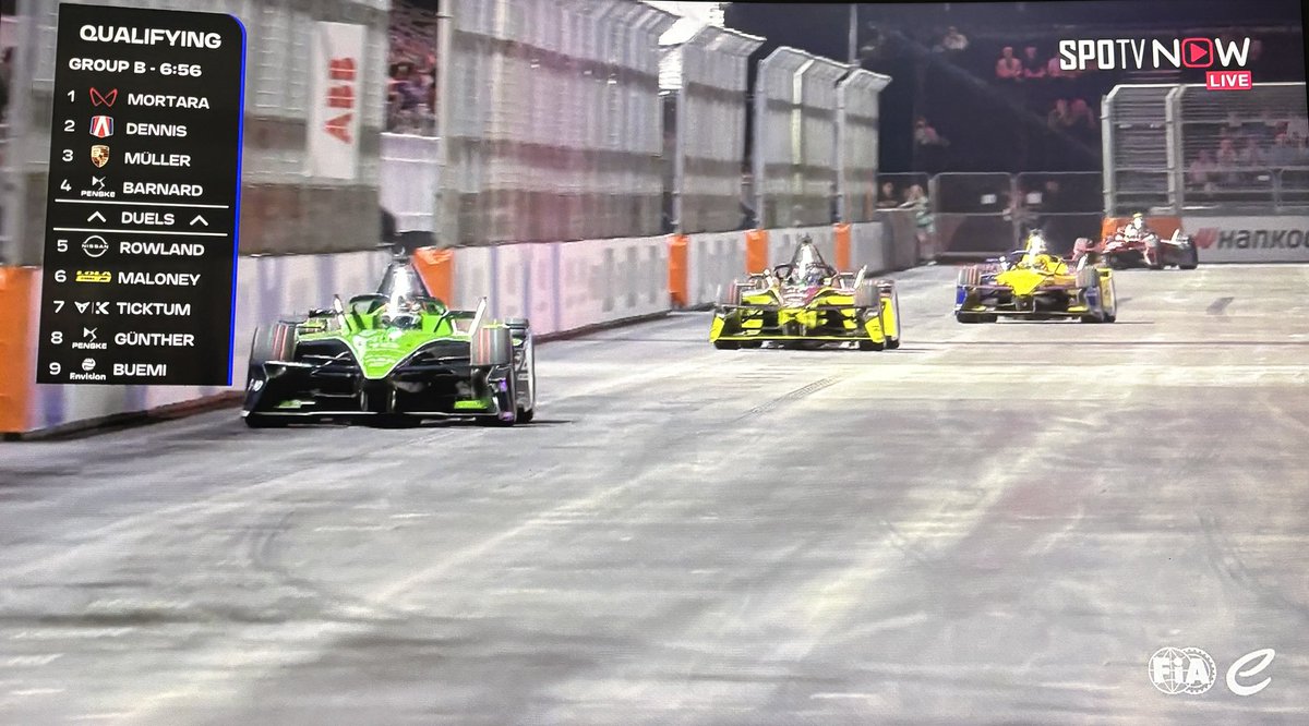 KevinHanselK's tweet photo. Heading into final race of the season, of the Gen 3 era, and of the @LucasdiGrassi’s career. Let’s give it all! 💛💙 https://t.co/DB0XZhUyFw