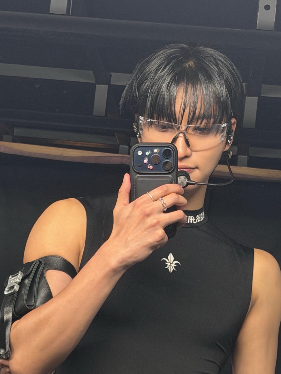 1024updates's tweet photo. [📷] 260816 | SEONGHWA

#ATEEZ #에이티즈 #SEONGHWA https://t.co/4w0EUNfwUH