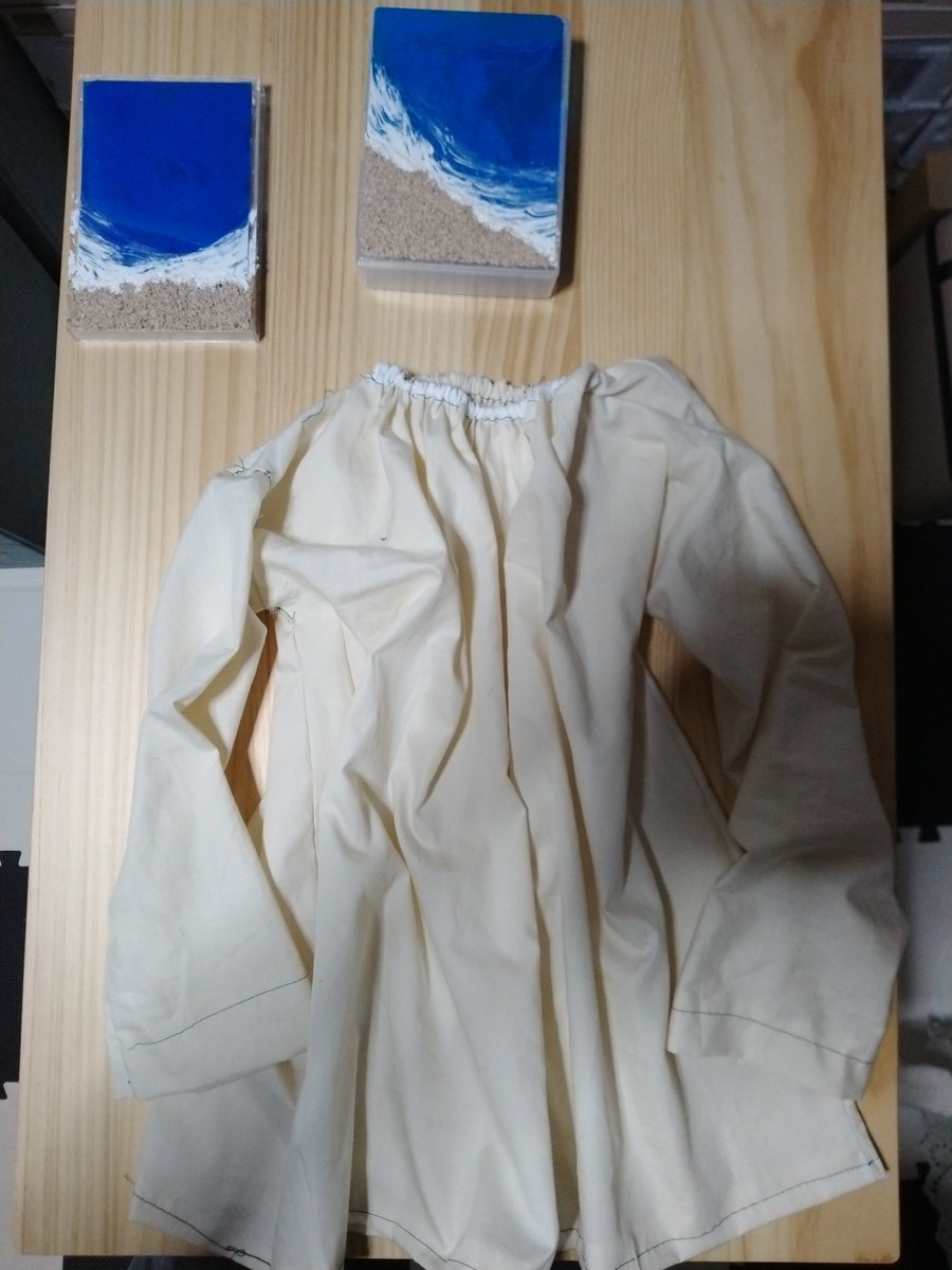 yuoauc's tweet photo. 連休とれたので、昨日は大塚美術館　今日は　手縫いではないミシンでのお洋服作成練習と　海を作ってみたのです。　お洋服はもうちょっと修練いりそう。　海は会心の出来！ https://t.co/ptSahsvj52