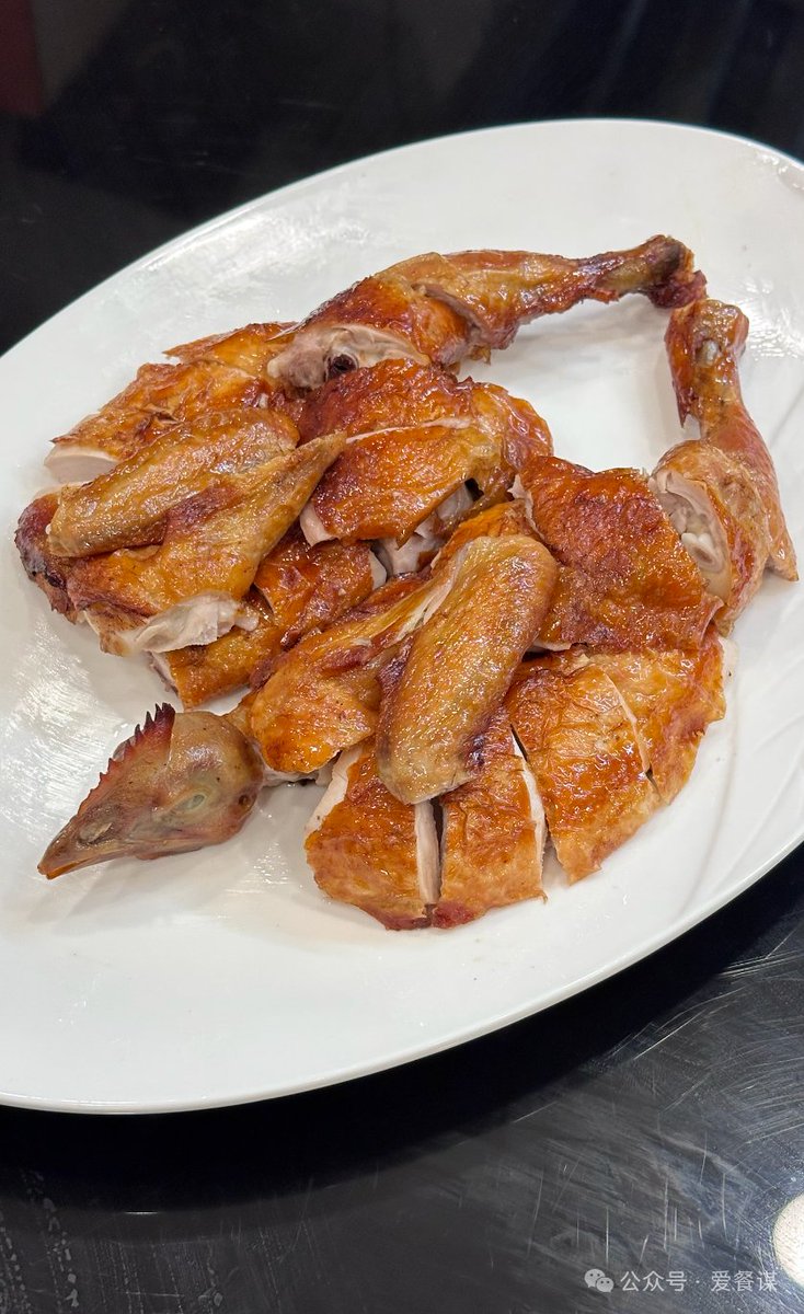 AshleyBang5's tweet photo. Craving vibrant Korean fried chicken Crispy, saucy, and perfect for a late-night snack! https://t.co/iSKwrclDAK