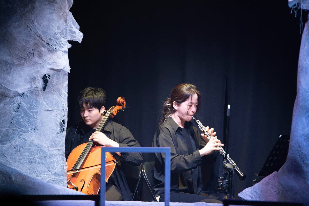 ch0c_p's tweet photo. 260816 14시 뮤지컬 <죽음에 관하여>
연주자 소개

첼로 #강중구 https://t.co/KBP83n0MdI