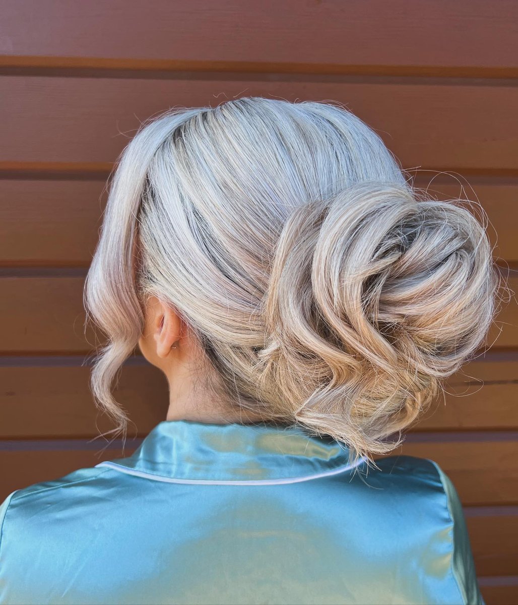 PercyDigian6's tweet photo. THE GLAM FRENCHIE

Beautifully styled by @hairbyhelen_livingstone using our tools and products. The best grips and pins to secure the style, plus volume powder for added texture. https://t.co/EdgbFWS4Fc
