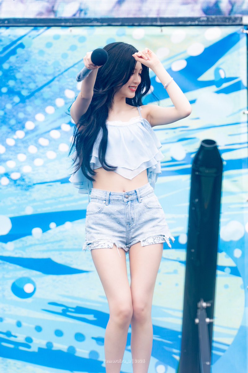 mxnmexn's tweet photo. ชั้นรู้ละทำไม่น้องวอนยองถึงชอบพี่กึลอ่ะ https://t.co/ALrUHkqaAq