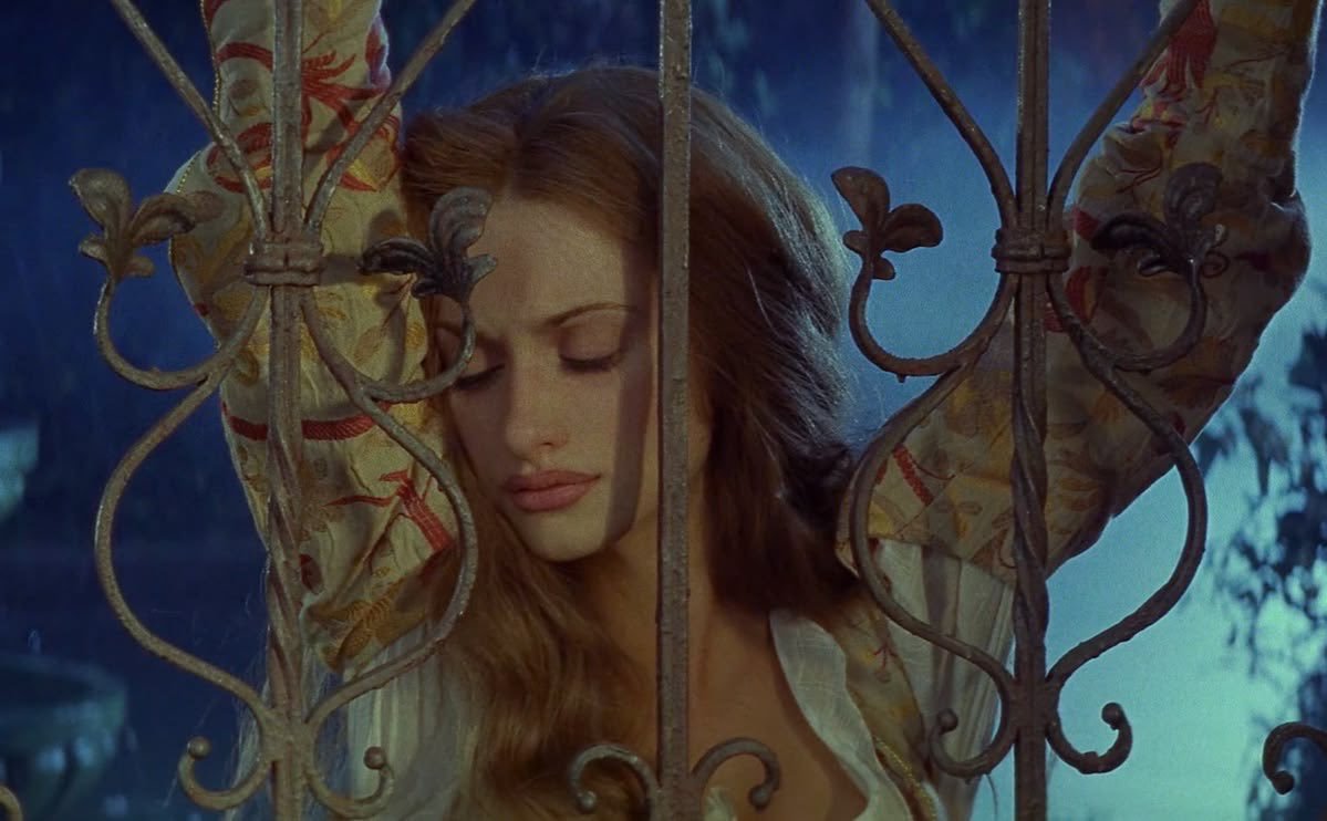 TheCinesthetic's tweet photo. Penélope Cruz in LA CELESTINA (1996) https://t.co/xzdmpjdnBW
