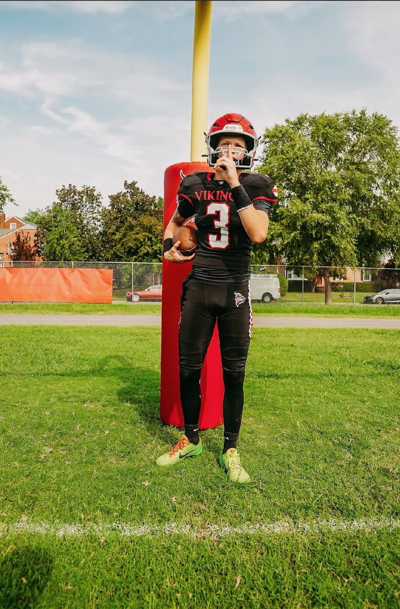KoiBrownQB's tweet photo. Ready https://t.co/z6cDFqhQA9