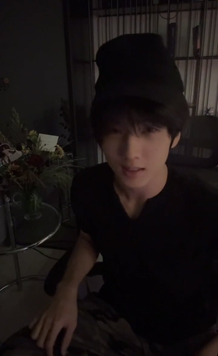 BABYJISUNG_TH's tweet photo. 260816 #JISUNG WEVERSE LIVE 

จีซองกำลังไลฟ์อยู่ในวีเวิร์สนะคะ เข้าไปพูดคุยและให้กำลังใจคุณนักแสดงกันได้น้า💗

🔗 https://t.co/e0D3jeAoK7

#NCTDREAM #지성 #チソン #朴志晟 https://t.co/y3KD9EEWf0